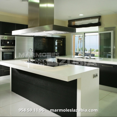 encimera de cocina en silestone blanco zeus