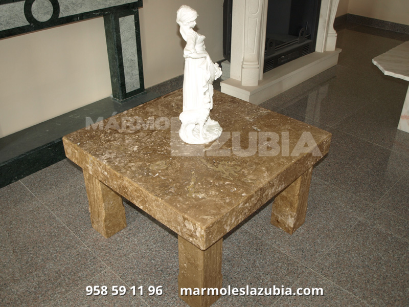 Mesa de mármol travertino olivillo con patas macizas